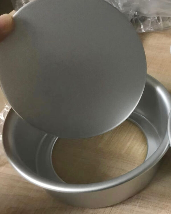 8 Inches removable base pan